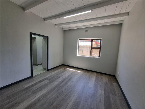 3 Bedroom Property for Sale in Albertinia Western Cape